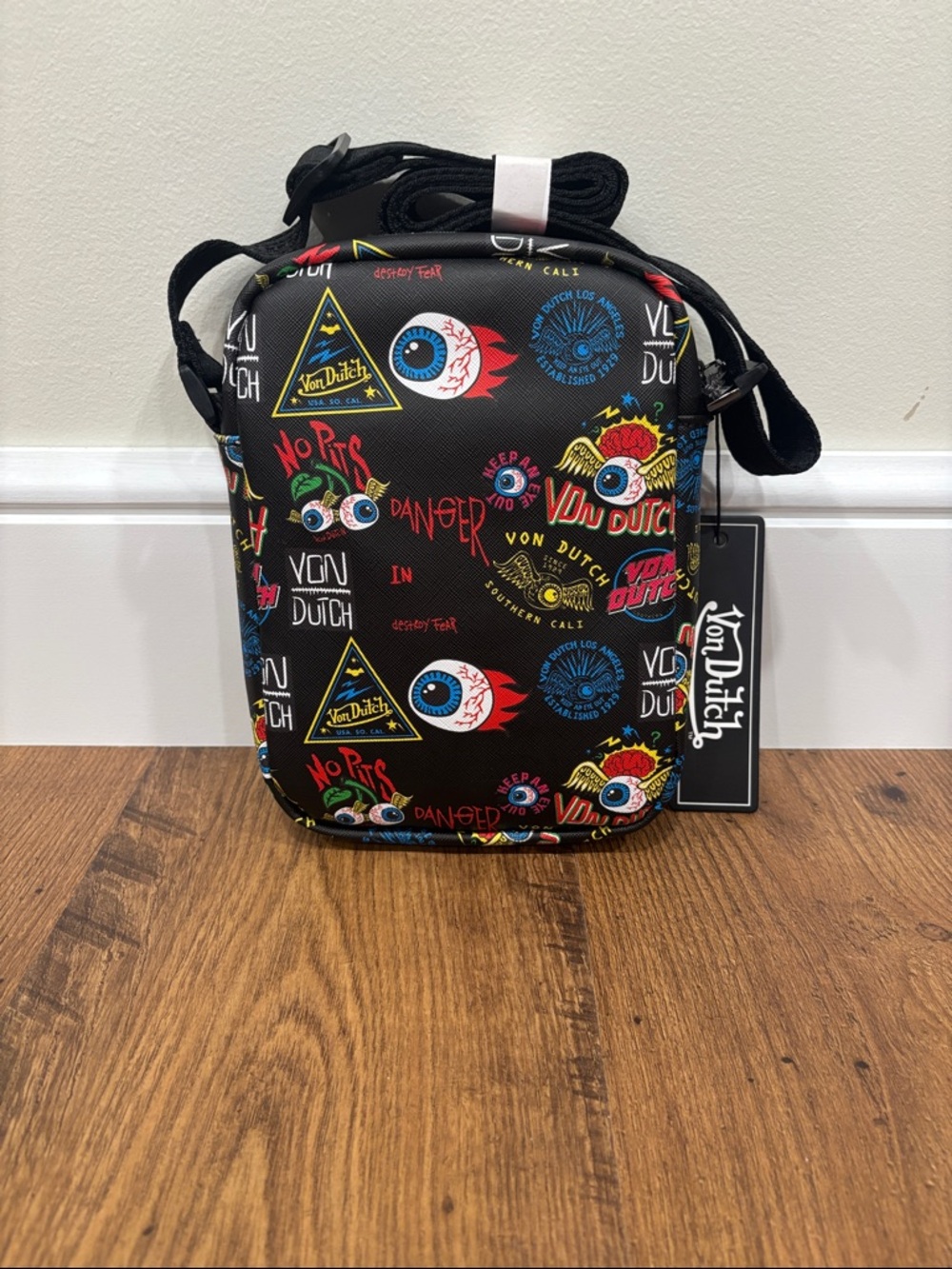 Von Dutch Black Flying Eyeball Graphic Logo Mini Crossbody Bag - Picture 4 of 8